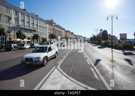 Trafic dans Trieste, Italie Banque D'Images