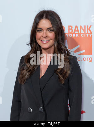 New York, NY - 16 Avril 2019 : Katie Lee wearing dress par Misha Nonoo assiste à la banque alimentaire de la ville de New York à prix Can-Do Cipriani Wall Street Banque D'Images