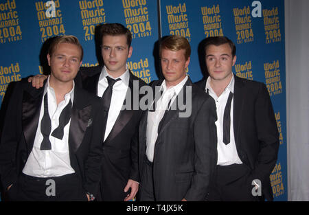 LAS VEGAS, NV. 15 septembre 2004 : groupe pop irlandais WESTLIFE au 16e Congrès annuel de World Music Awards au Thomas and Mack Center, Las Vegas. Banque D'Images