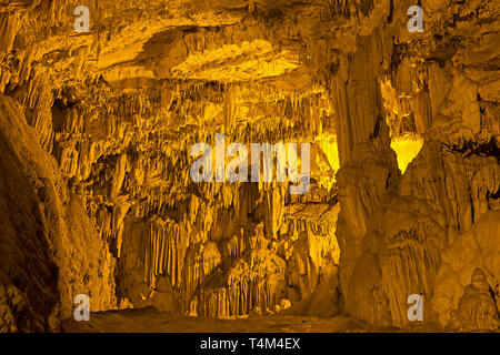 Dim Magarasi flowstone grotte, Kestel, Alanya, Antalya, Turquie Banque D'Images