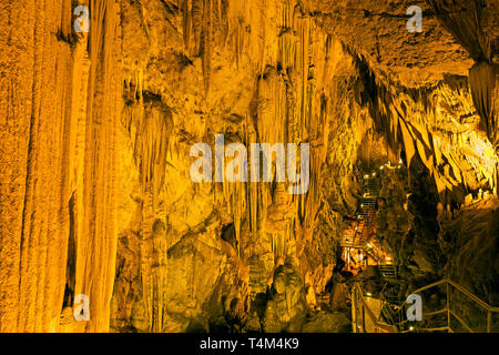 Dim Magarasi flowstone grotte, Kestel, Alanya, Antalya, Turquie Banque D'Images