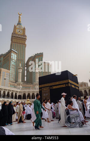 Skyline avec Abraj Al Bait (Royal Clock Tower Makkah) à La Mecque, l'Arabie Saoudite. Banque D'Images