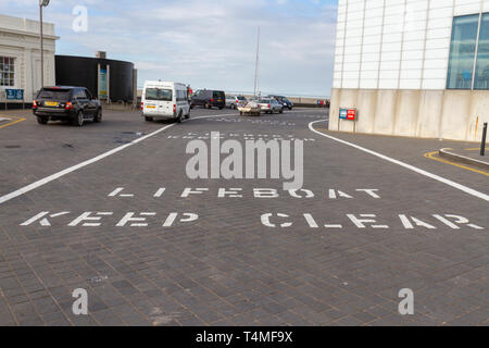 'Garder l'embarcation Clear' avis sur une route de Margate, Thanet, dans le Kent, Angleterre du Sud-Est. Banque D'Images