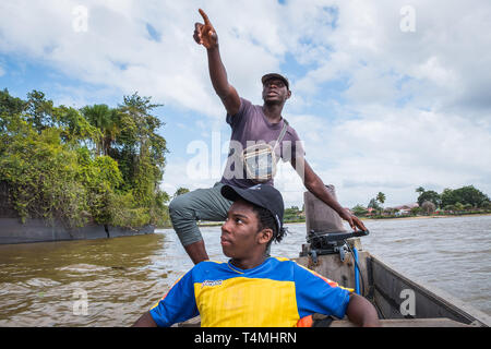 Maroni River près de Saint-Laurent, Guyana, Guyane, France Banque D'Images