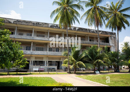 Musée du Génocide de Tuol Sleng (S-21) Prison de sécurité installé dans une ancienne école secondaire, Phnom Penh, Cambodge, Asie du Sud, Asie Banque D'Images