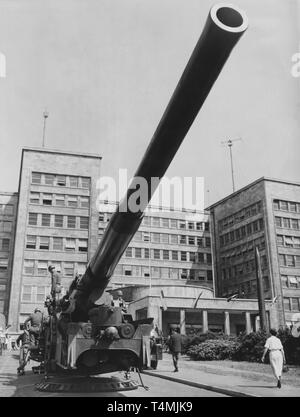 Le bâtiment IG Farben à Frankfurt am Main le 18 mai 1957. A cette époque, il serveurd comme siège de l'US Army V Corps et la zone nord (NAOCOM). Dans le monde d'utilisation | Banque D'Images