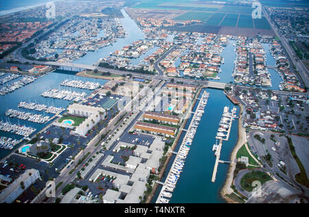 California Golden State,Southern California,Pacific,Oxnard,vue aérienne du dessus,vue,Channel Islands Harbour,port,Hollywood Beach,CA378,C Banque D'Images