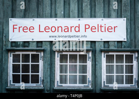 Free Leonard Peltier bannière sur house, Freetown Christiania, Copenhague, Danemark Banque D'Images