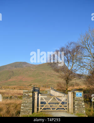 La crête de Nantlle Y Garn de Llyn Y Gader à pied Banque D'Images