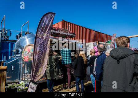 Reffen, un marché alimentaire de la rue et la région urbaine de start-up, innovation et créativité, Refshaleoen island, Copenhague, Danemark Banque D'Images