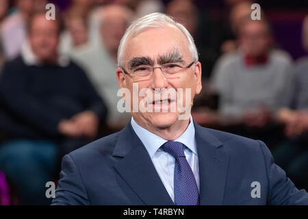 Leipzig, Allemagne. 12 avr, 2019. L'ancien ministre fédéral des Finances, M. Theo Waigel, enregistré pendant l'talk show MDR' 'Riverboat sur 12.04.2019 à Leipzig. Crédit : Thomas Schulze/dpa-Zentralbild/ZB/dpa/Alamy Live News Banque D'Images