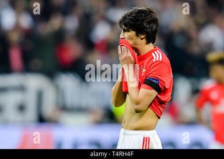 18 avril 2019, Hessen, Frankfurt/Main : Soccer : Europa League, Eintracht Frankfurt - Benfica Lisbonne, round knockout, quarts de finale, match retour, dans l'arène de la Commerzbank. La Lisbonne Joao Felix gesticulait. Photo : Uwe Anspach/dpa Banque D'Images