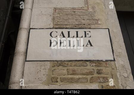 Road sign 'Calle della' sur une maison, Venise, Vénétie, Italie, Europe Banque D'Images