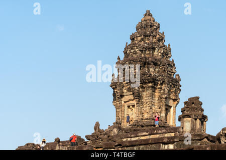 Bakong temple hindou antique près de Siem Reap et Angkor Wat au Cambodge zone archéologique Banque D'Images