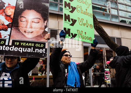 Protestation contre la Marche des femmes 2019 à Washington, DC Banque D'Images