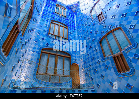 Intérieur de la Casa Batlló, un bâtiment conçu par Gaudi, à Barcelone, Espagne Banque D'Images