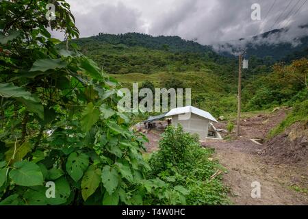 Proyecto de Energia Hidroelectrica Madre Selva, Sierra de Los Cuchumatanes, Quiche, República de Guatemala, Amérique centrale. Banque D'Images