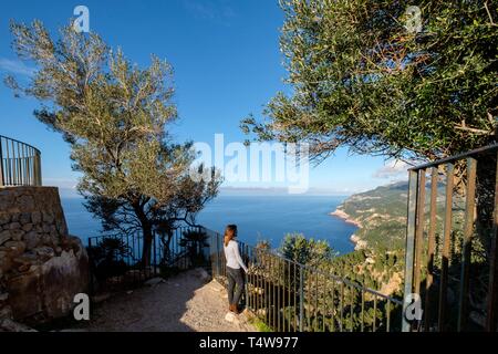 Mirador de Ricard Roca, Mirador des Grau, Leganés, Serra de Tramuntana, à Majorque, îles Baléares, Espagne. Banque D'Images