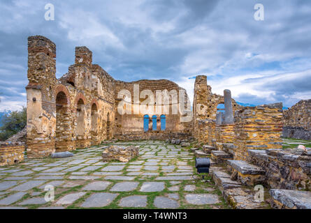 La basilique byzantine d'Agios Achilios (Saint) d'Achille, dans de petits lac Prespa, Grèce Banque D'Images