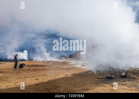 Zone géothermique Namaskard Hverarond appelé aussi près de Reykjahlid ville dans le nord de l'Islande Banque D'Images