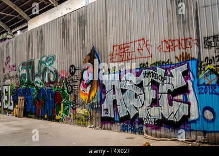 Installation industrielle Refshaleoen déserte, l'île, une partie de l'île d'Amager, est un ancien site industriel dans le port de Copenhague maintenant une zone urbaine fo Banque D'Images