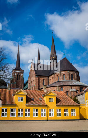 La Cathédrale de Roskilde, UNESCO, un édifice gothique du 18ème siècle adjacente et Roskilde Palace, Roskilde, ville historique sur l'île de Seeland, à l'ouest Banque D'Images