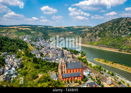 Vue sur la vallée du Rhin moyen, Oberwesel Allemagne Banque D'Images