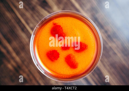 Gelée de baies fraîches lors de l'exposition dans le café Banque D'Images