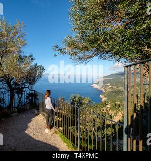 Mirador de Ricard Roca, Mirador des Grau, Leganés, Serra de Tramuntana, à Majorque, îles Baléares, Espagne. Banque D'Images