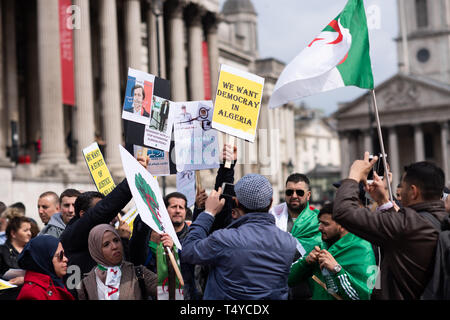 London UK 15 avril 2019. Mars algérien sur Trafalgar Square, Londres, Angleterre Banque D'Images