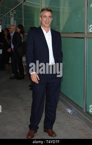 LOS ANGELES, CA. 21 juillet 2005 : l'Acteur Dermot Mulroney à la première de son nouveau film Must Love Dogs, à l'Hollywood, Cinerama Dome. © 2005 Paul Smith / Featureflash Banque D'Images