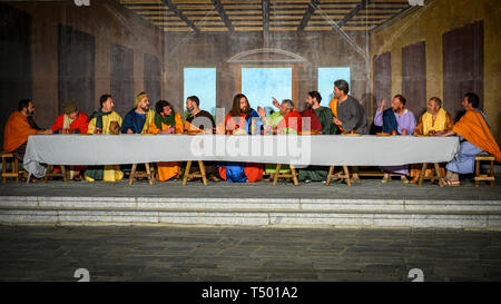 Brunete, Espagne - 11 Avril 2019 : play populaires de la Passion du Christ dans la Plaza Mayor de la ville. La dernière Cène. Banque D'Images