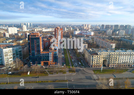 SAINT-PÉTERSBOURG, RUSSIE - 05 NOVEMBRE 2018 : Panorama du district de Moscou sur un matin de novembre Banque D'Images