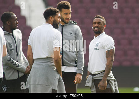 Edinburgh, Royaume-Uni. Apr 20, 2019. Jermain Defoe de Rangers arrive en avance sur le Ladbrokes Premiership match entre les Cœurs et les Rangers à parc de Murrayfield le 20 avril 2019 à Edinbugh, UK. Credit : Scottish Borders Media/Alamy Live News Banque D'Images