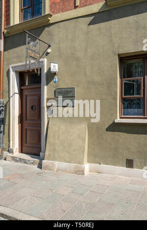 Varsovie, Pologne. Avril 2019. Vue de la porte d'entrée du Musée de l'Artisanat du Cuir J. Kilinski Banque D'Images