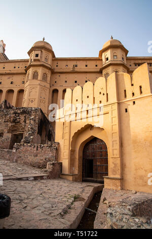 L'Inde, Rajasthan, Jaipur, Amber, Fort Amber et fortifications paroi Banque D'Images