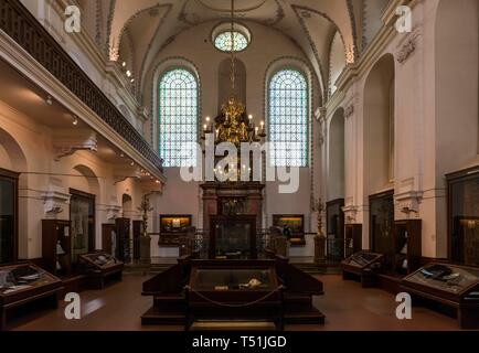 Intérieur de l'ancienne synagogue Klausen du ghetto de Prague, aujourd'hui musée, Josefstadt, Quartier Juif, Prague, la Bohême, République Tchèque Banque D'Images