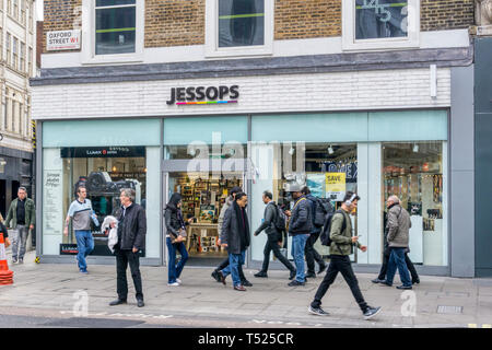 Une succursale de Jessops détaillants photographique dans Oxford Street. Banque D'Images