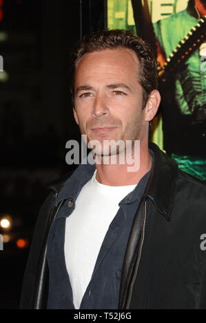 LOS ANGELES, CA. 11 octobre 2005 : l'Acteur LUKE PERRY au Los Angeles première de Domino. © 2005 Paul Smith / Featureflash Banque D'Images