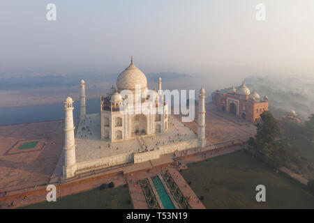 L'Inde, l'Uttar Pradesh, le Taj Mahal (UNESCO World Heritage Site) Banque D'Images