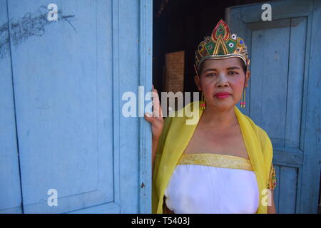 Face à des vieux danseurs javanais Banque D'Images