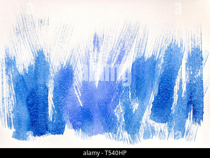 Faites à la main avec des coups de pinceau expressifs. bleu aquarelle sur fond blanc Banque D'Images