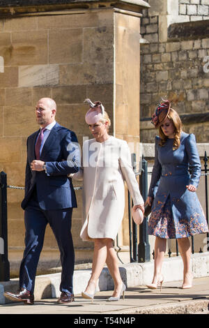 Windsor, Royaume-Uni. 21 avril 2019. Zara et Mike Tindall et Princesse Béatrice arrivent pour assister à l'Easter Sunday Mattins service à la Chapelle St George du château de Windsor. Credit : Mark Kerrison/Alamy Live News Banque D'Images