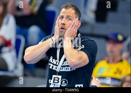 Mannheim, Allemagne. Apr 21, 2019. Handball : Bundesliga, Rhein-Neckar Löwen - SG Flensburg-Handewitt, 22e journée, dans l'Arène de SAP. Maik Machulla entraîneur de Flensburg. Credit : Uwe Anspach/dpa/Alamy Live News Banque D'Images