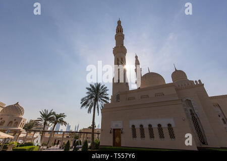 Émirats Arabes Unis, Dubai, Dubaï Marina, la Mosquée de Jumeirah Banque D'Images