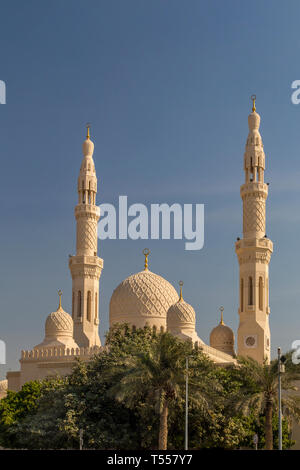 Émirats Arabes Unis, Dubai, Dubaï Marina, la Mosquée de Jumeirah Banque D'Images