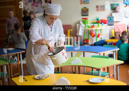 Le Bélarus, la ville de Gomel, le 14 décembre 2017. Le jardin d'enfants est le cinquième.jardin d'infirmière Banque D'Images