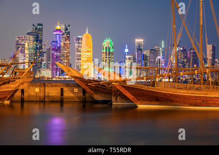 Par skyline Port de Doha, Qatar Banque D'Images