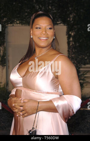 LOS ANGELES, CA. 12 janvier 2006 : l'actrice Queen Latifah au Los Angeles première de son nouveau film "Last Holiday". © 2006 Paul Smith / Featureflash Banque D'Images