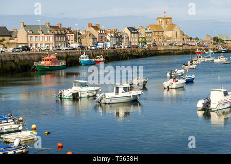 Barfleur, France - le 29 août 2018 : Le port de Barfleur est classé parmi les plus beaux villages de France Banque D'Images